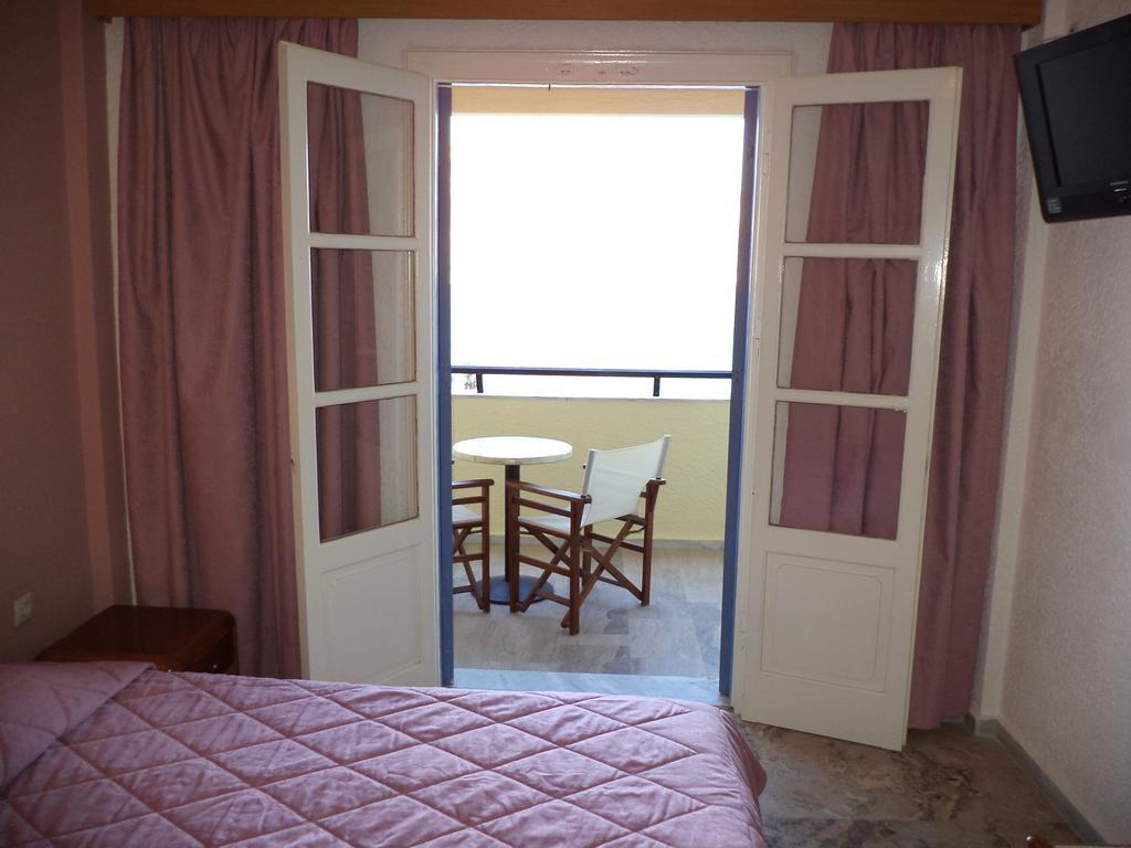 Hotel Philoxenia Масурион Номер фото
